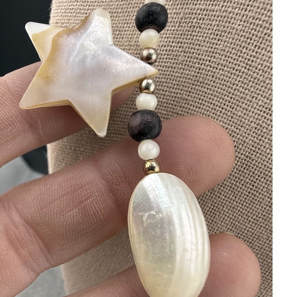 Vintage Estate Celestial Necklace Cream Shell Moon Star Beads 17in